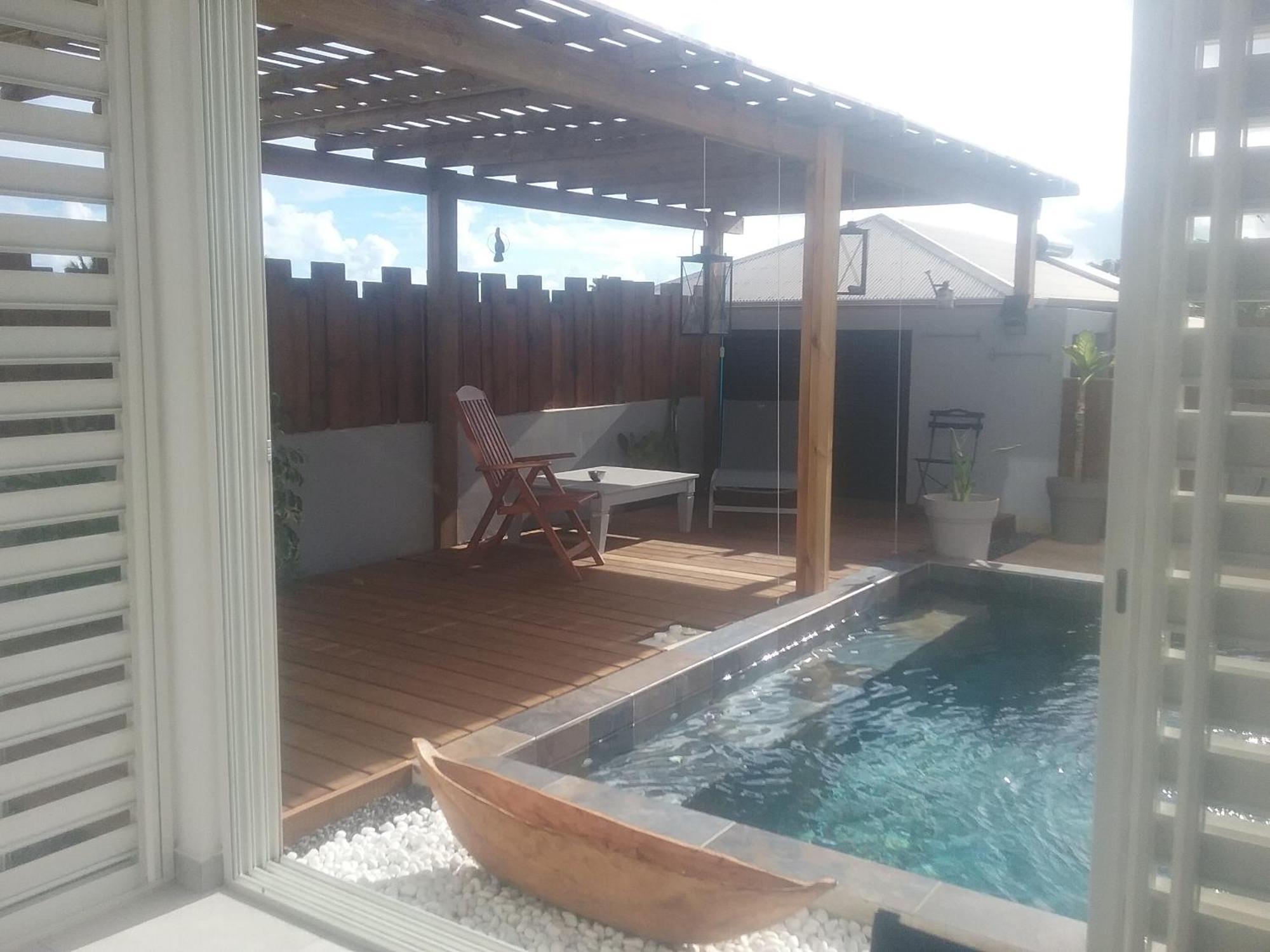 Maison Tonga Piscine Jaccuzi Saint Pierre Exteriér fotografie